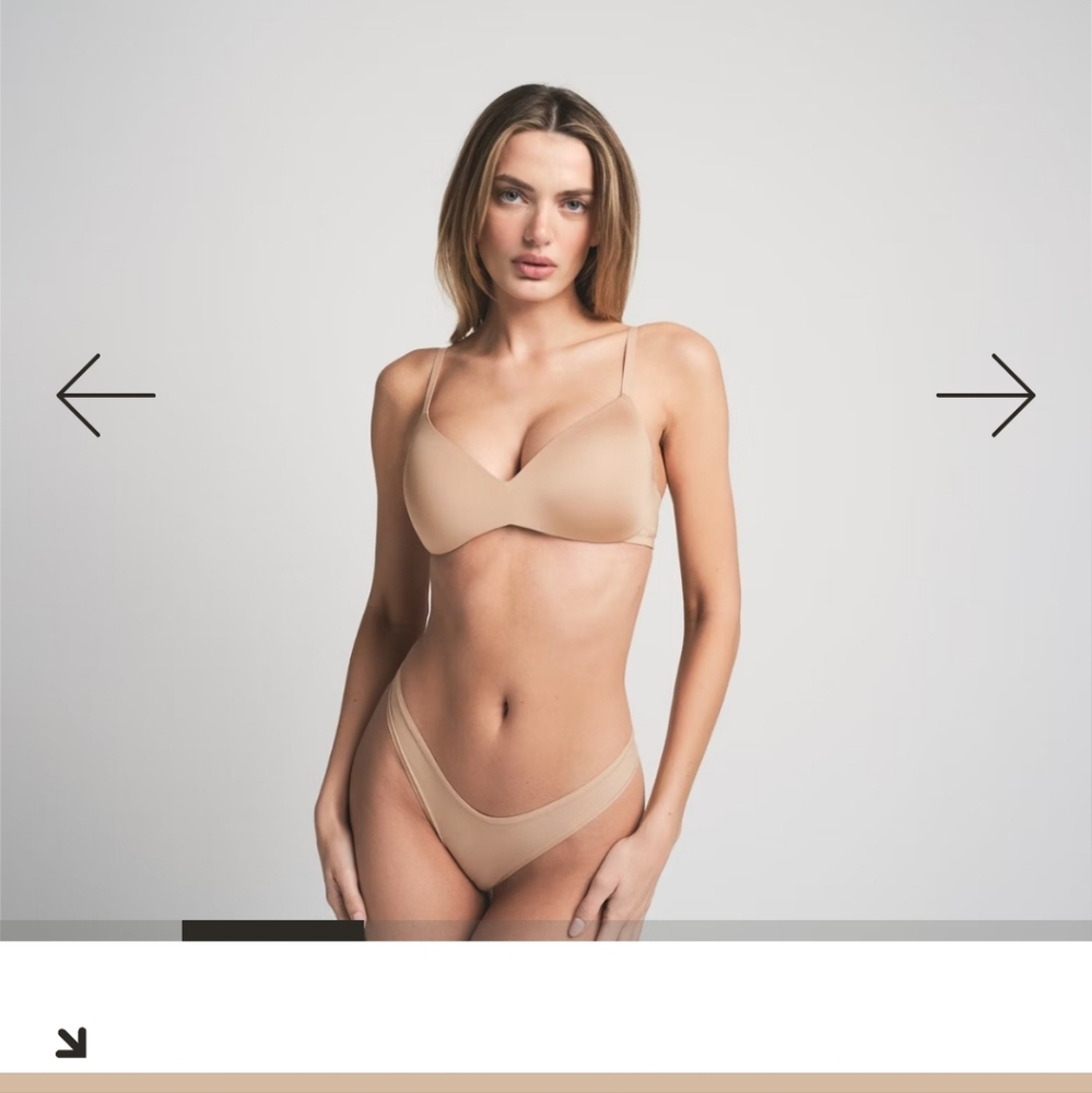 SKIMS T-Shirt Demi Bra Beige & Black